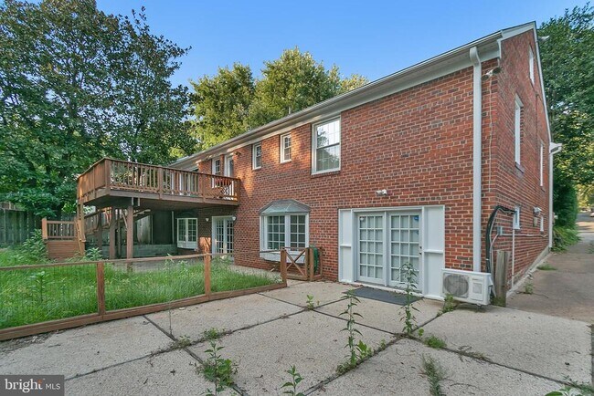 Building Photo - 2108 48th St NW