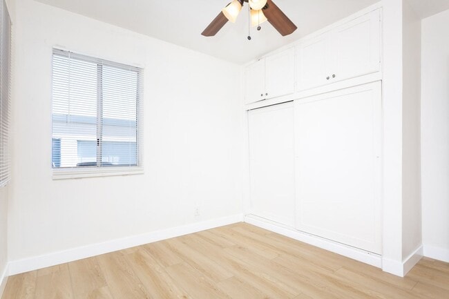 Building Photo - Parks