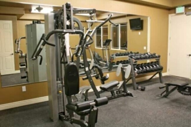 Building Photo - Condominium with Clubhouse: includes POOL and WORKOUT ROOM