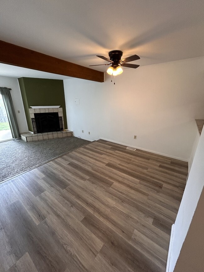 Building Photo - 954 Brant Hollow Ct