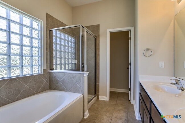 Building Photo - 3367 Rosalina Loop