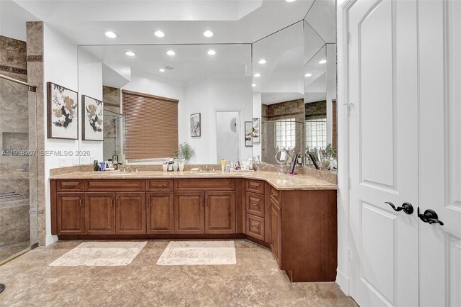 Building Photo - 17529 Middlebrook Way