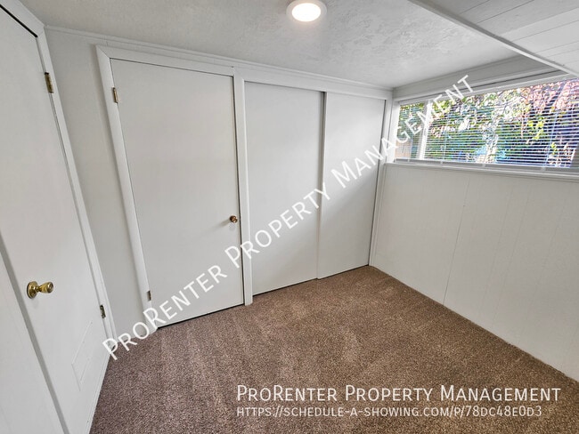 Building Photo - 317 S 300 W