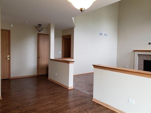Building Photo - 7003 Sahara Dr