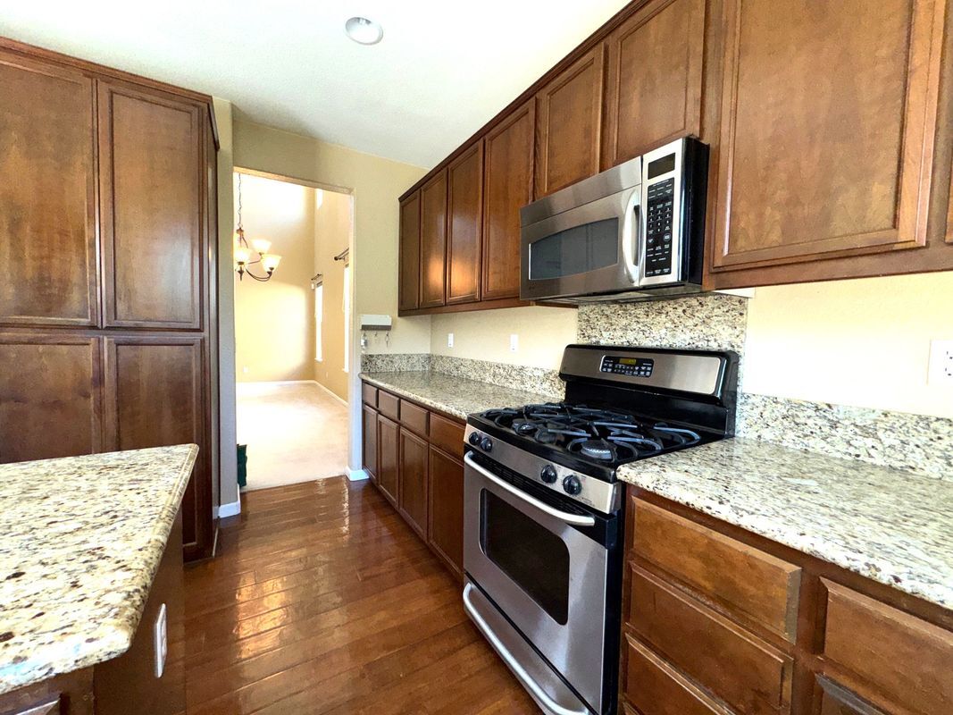 Building Photo - 1669 Marina Way