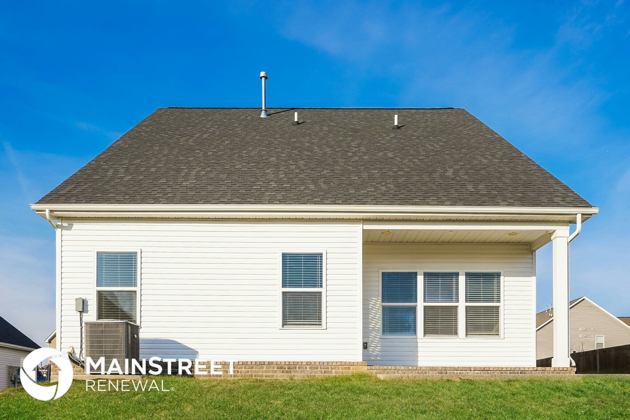 Building Photo - 1009 Ellington Dr