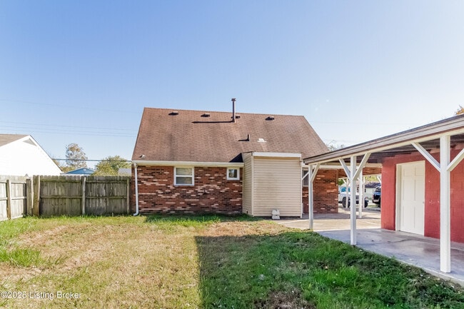 Building Photo - 13404 Hinchbrook Blvd