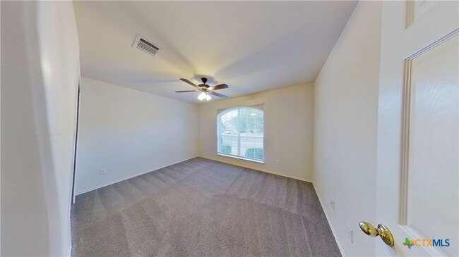 Building Photo - 1105 Burgess Dr