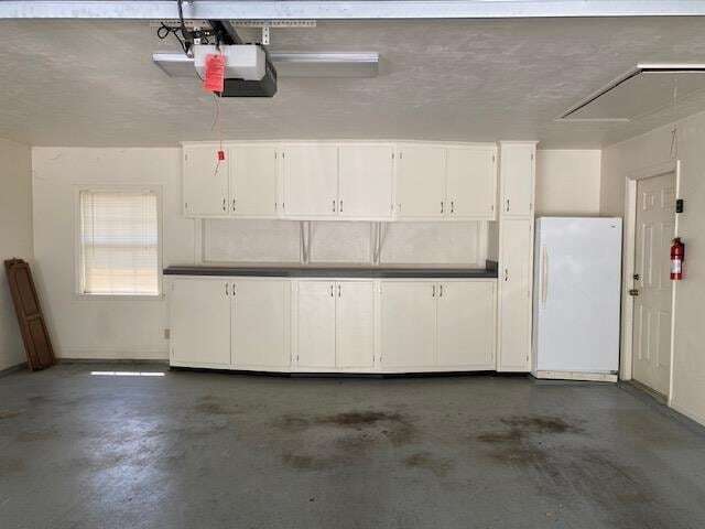 Building Photo - 2300 Aster Way