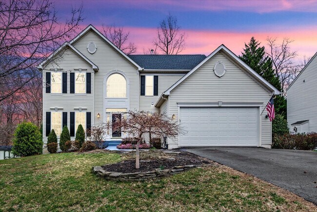 Building Photo - Beautiful 5-bedroom home close to VRE, I-95, shopping and much more!