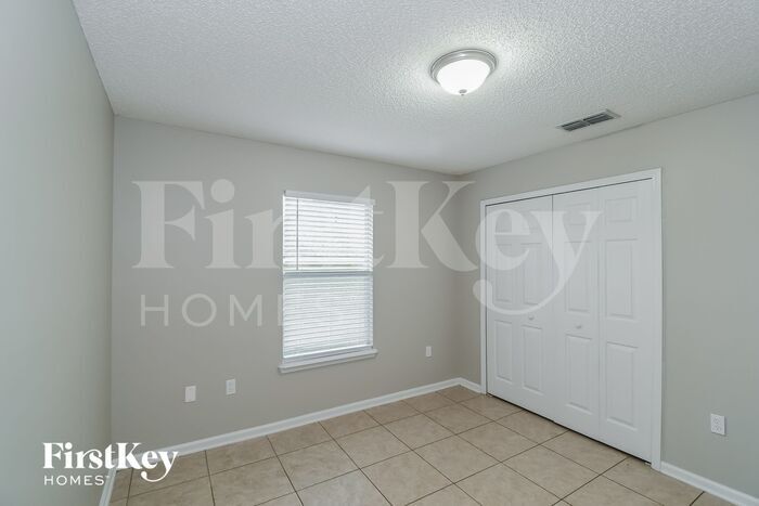 Building Photo - 3207 Woodglen Dr
