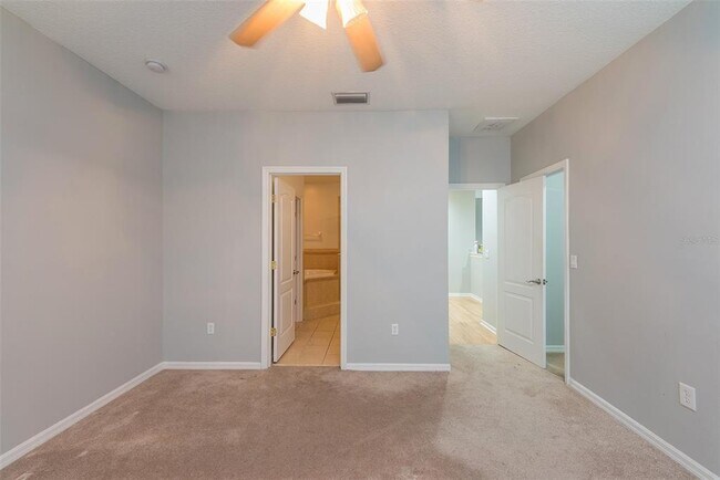 Building Photo - 4539 Amberly Oaks Ct