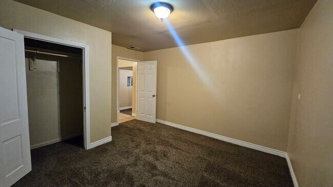 Building Photo - Del Sur Drive SW-1721-1729