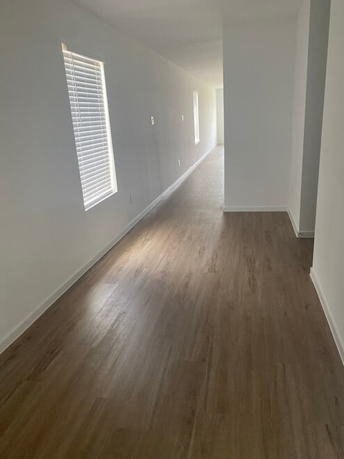 Building Photo - 3017 Pensacola Dr