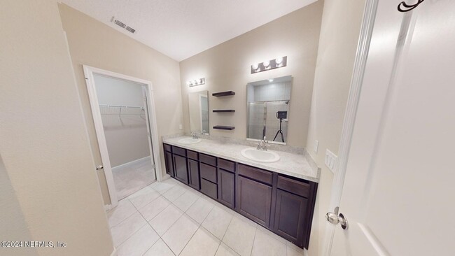 Building Photo - 5538 Kellar Cir