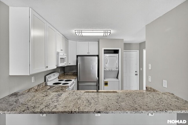 Building Photo - 209 Sunn Aire Ct