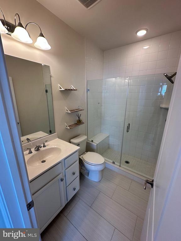 Building Photo - 127 Capital Ct