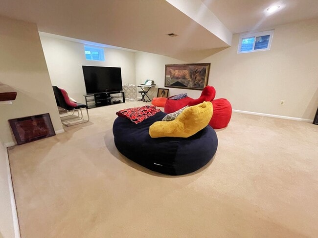 Building Photo - 13209 Lantern Hollow Dr