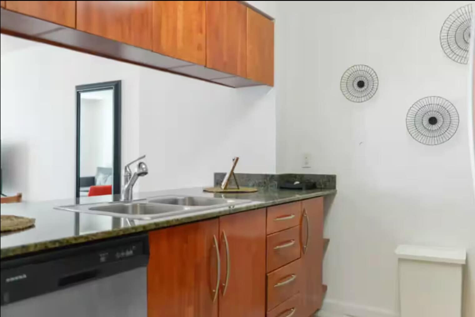 Building Photo - 1101 Brickell Ave