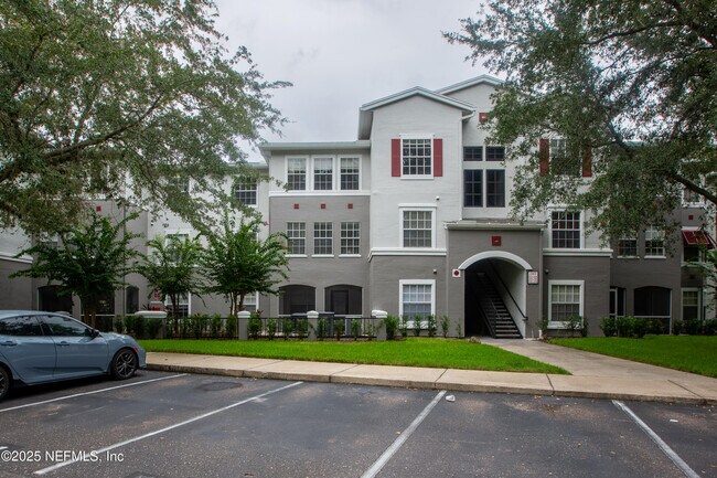 Building Photo - 3591 Kernan Blvd S