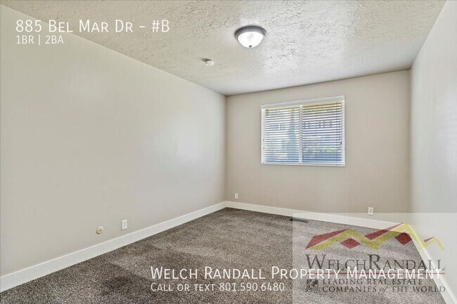 Building Photo - 885 Bel Mar Dr