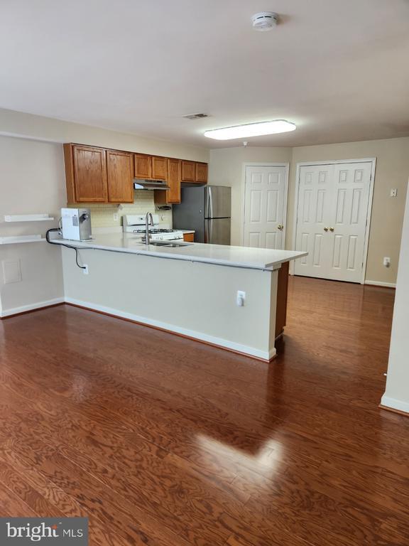 Building Photo - 13970 LULLABY Rd