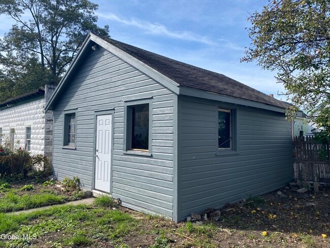 Building Photo - 1755 Avenue B