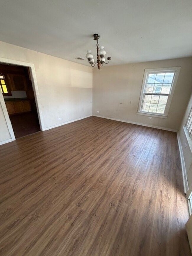 Building Photo - 312 N 37th St