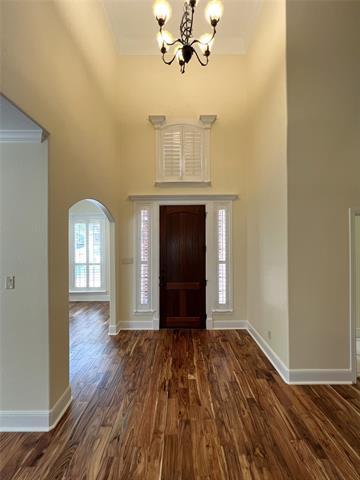 Building Photo - 609 Goliad Dr