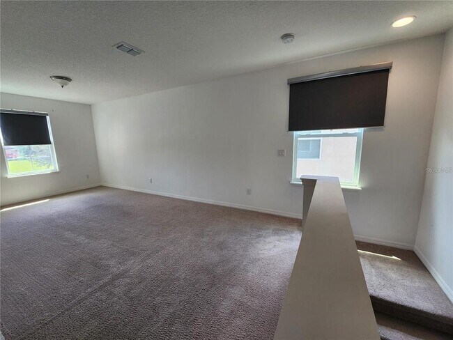 Building Photo - 3320 Mount Vernon Way