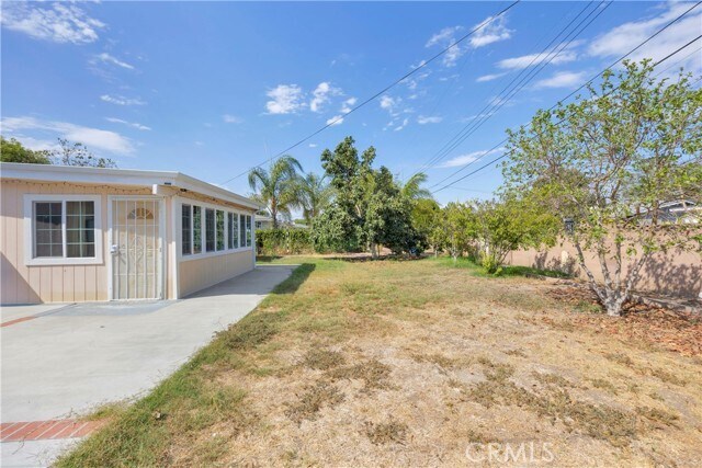Building Photo - 1522 S Dallas Dr