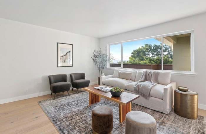 Building Photo - 148 Exbourne Ave