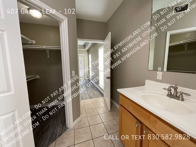 Building Photo - PENDING APP**MOVE IN SPECIAL 1/2 OFF FIRST...