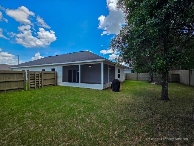 Building Photo - 1757 SW 72nd CIR