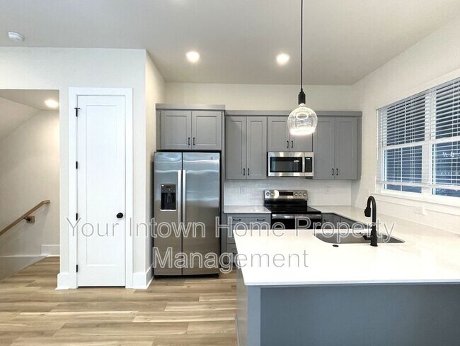 Building Photo - 1133 Kinght Walk