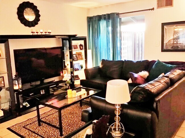 Primary Photo - 2015 Olivera Rd