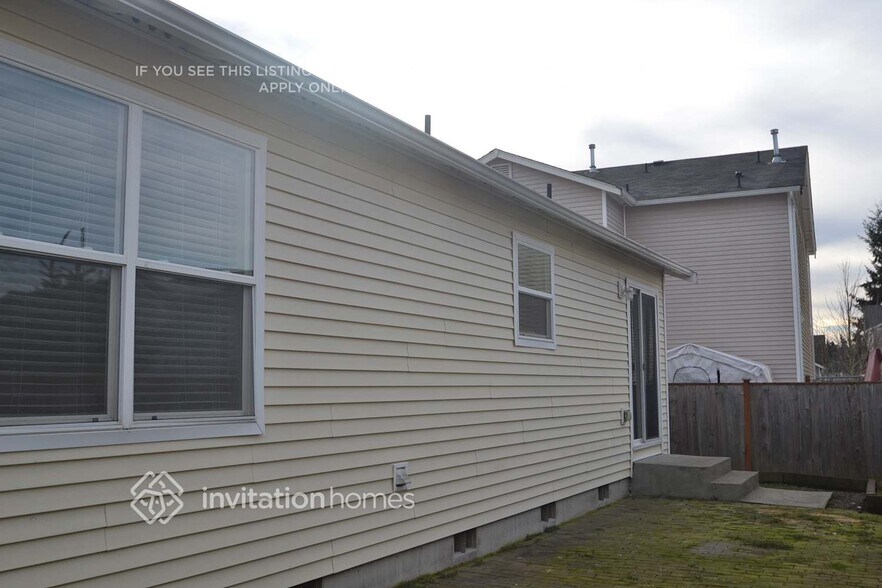 Building Photo - 19516 105th Ave Ct E