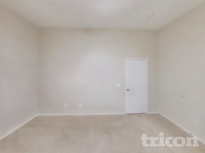 Building Photo - 11049 Zampino St