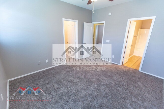 Building Photo - 900 S 94th St