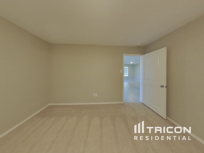 Building Photo - 1612 Clairborne Ct