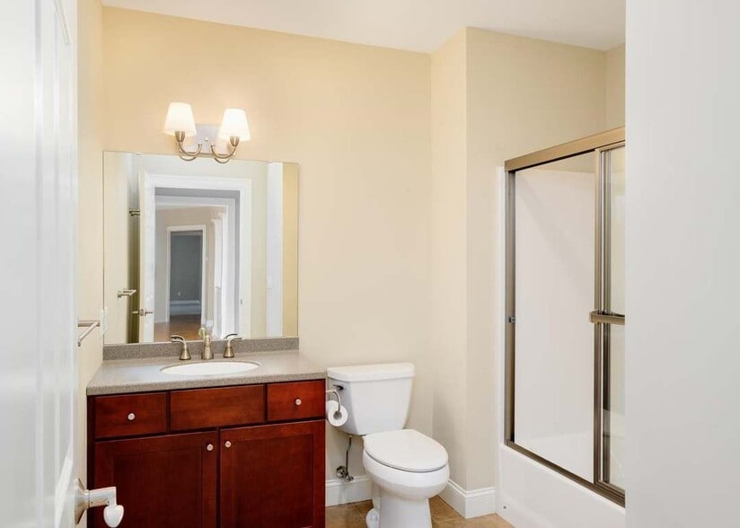 Guest bath - 100 Shepards Cove Rd