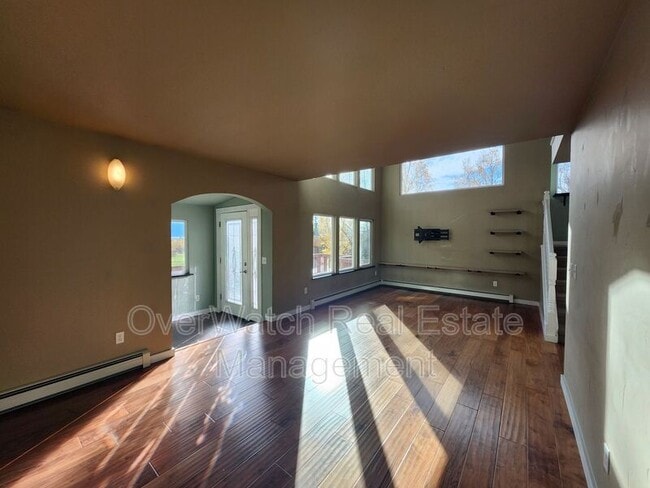 Building Photo - 2435 Clements Dr