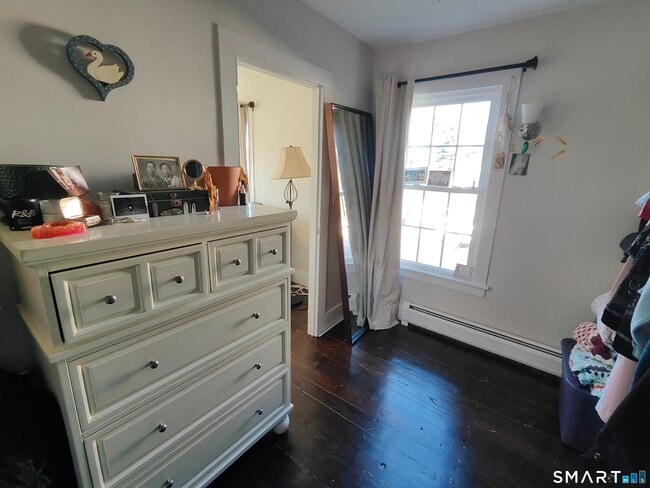 Building Photo - 19 East St