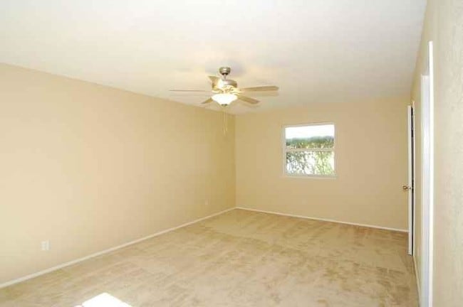 Building Photo - 3151 Kinkaid Dr