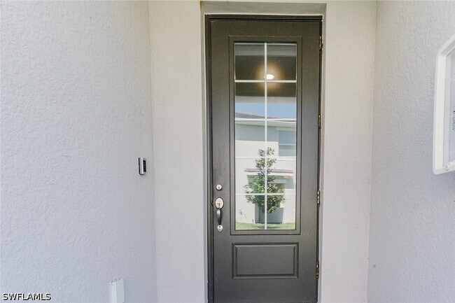 Building Photo - 6040 Ellerston Wy