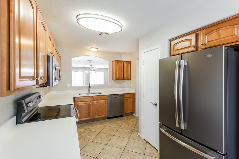 Building Photo - 13273 W Mauna Loa Ln