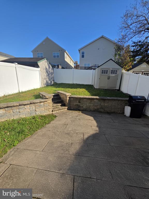 Building Photo - 6371 Forest Ave