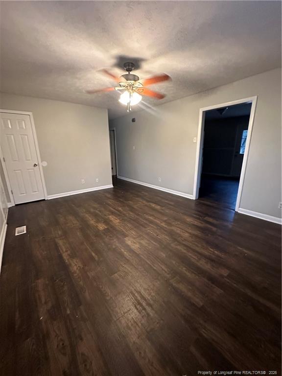 Building Photo - 4933 Ellsworth Dr