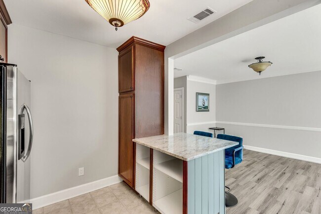 Building Photo - 58 Mt Vernon Cir