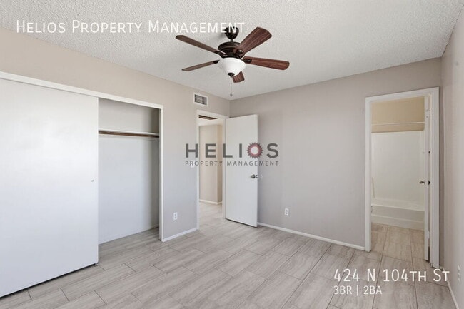 Building Photo - 424 N 104th St